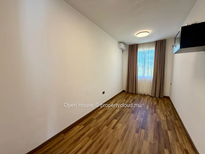 4-Bedroom Furnished Villa with Private Pool in Trou aux Biches