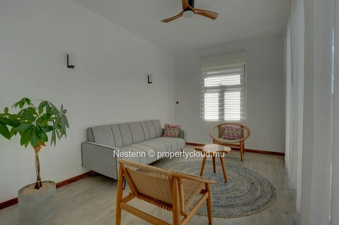 Maison moderne de 226 m² dans le Morcellement Fairview.