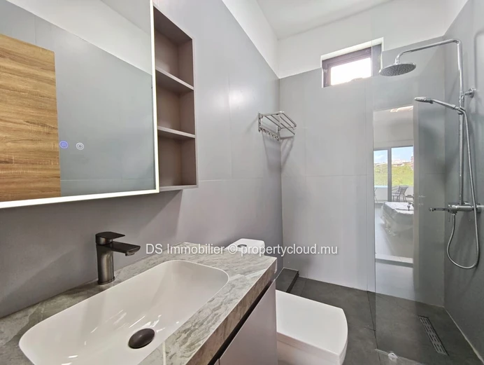 Villa For Sale – 3 Bedrooms – Grand Baie | Local Market