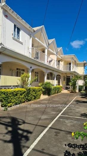 A Vendre Complexe De 8 Appartements Proche Mer A Flic En Flac - Ile Maurice