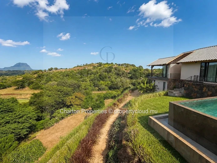 Villa contemporaine d’exception avec piscine à débordement et vue vue mer panoramique - Domaine de Palmyre