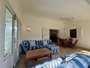 5 Bedroom Villa