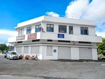 Commercial building for long term rent in Vale | 400m2 | Parking