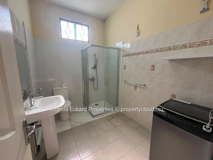 Appartement 3 ch lumineux à Trou-aux-Biches avec piscine