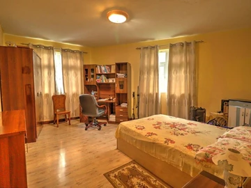 Maison de 6 Chambres