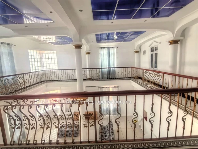 Spacious 4 bedrooms villa