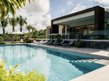 4 Bedroom Villa