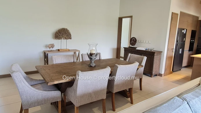 Mont Choisy Park in Grand Baie - IRS Apartment for sale 214m², 3 bedrooms, shared swimming pool, accessible to foreig...