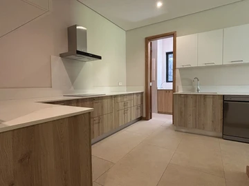 3 Bedroom Apartment