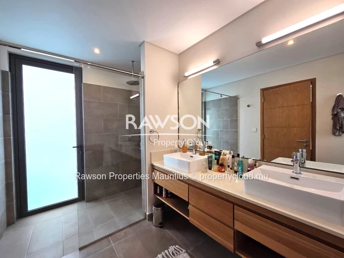 Beautiful Modern 3-Bedroom Villa In Grand Baie
