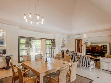 Villa de 5 Chambres