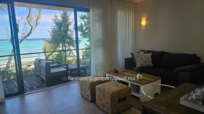 Beachfront apartment with 2 bedrooms