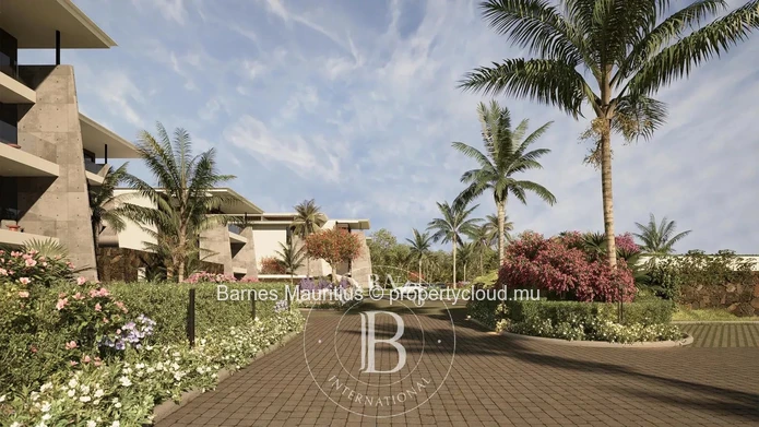 CASCAVELLE - New Ground Floor Apartment with Private Garden – 4 bedrooms