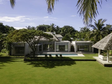 4 Bedroom Villa