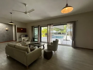 4 Bedroom Villa