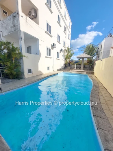Bel appartement au 2ème étage à louer à Pereybere