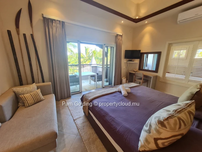 Une villa classique, offrant un style de vie parfait au cœur de Villas Valriche.