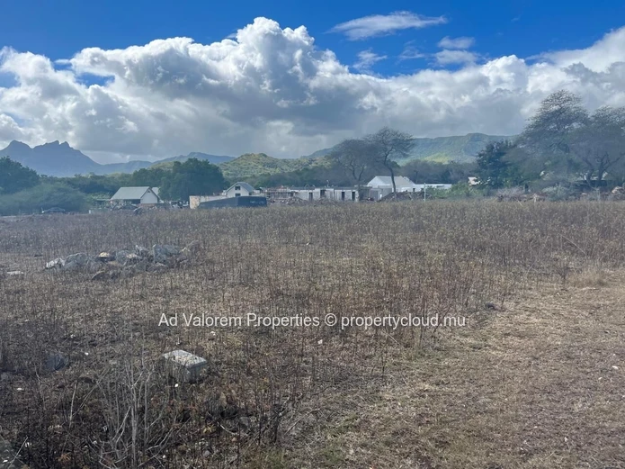 2,470m² Residential Land for Sale in Rivière Noire