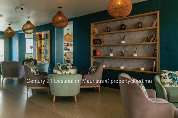 Appartement d'Angle en Rez-de-Chaussée | La Pointe | Pointe aux Canonniers | 130m²