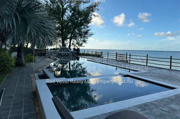 Luxury 3-Bedroom Apartment for Rent in Pereybère | Sea View | Private Plunge Pool