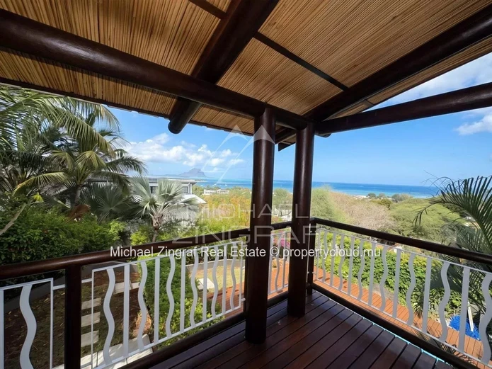 Villa élégante avec vues panoramiques sur la mer - Rivière Noire