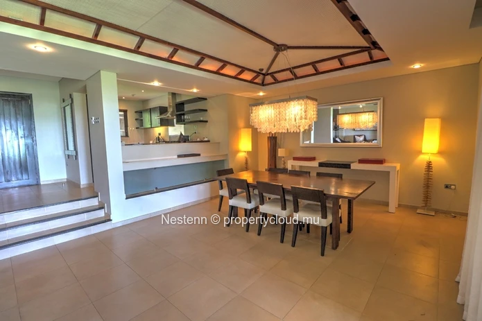 Beautiful 3-Bedroom sea view apartment 