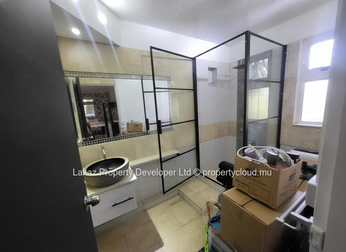 3-Bedroom Semi-Furnished Apartment with Garden in Vale