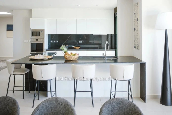 Penthouse de luxe avec vue mer à vendre à Grand Gaube, Île Maurice