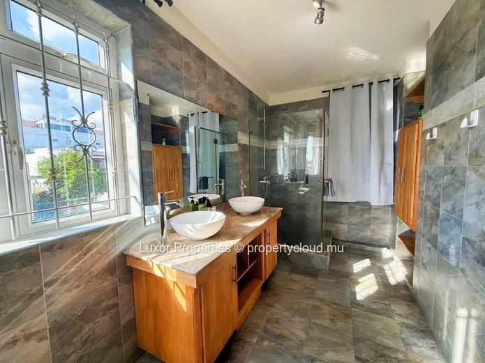 Villa For Rent – Flic En Flac