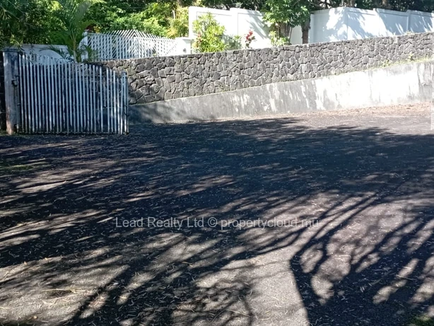 Land At Floreal