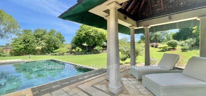 4 Bedroom Villa For Sale in Tamarin