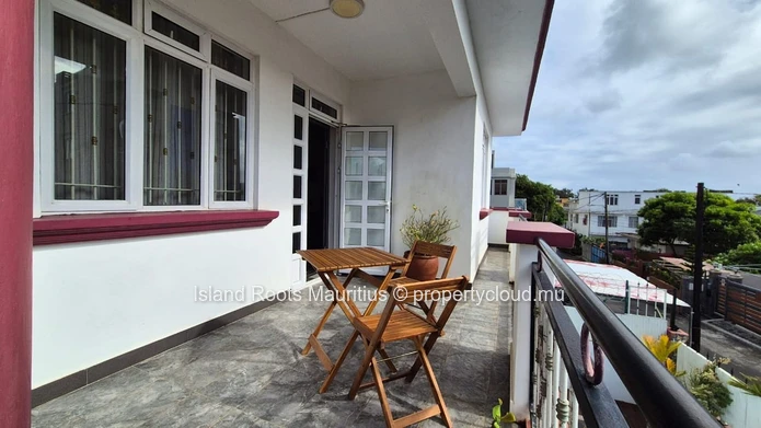 100m2 flat for rent in Grand Baie !