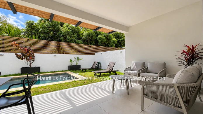 Élégante résidence de 3 chambres avec piscine privée, à quelques pas de la plage – Pointe aux Canonniers