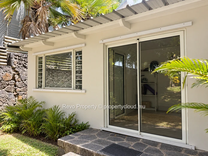 Your Pereybere Home, Just Steps from the Beach