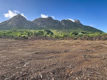 Land