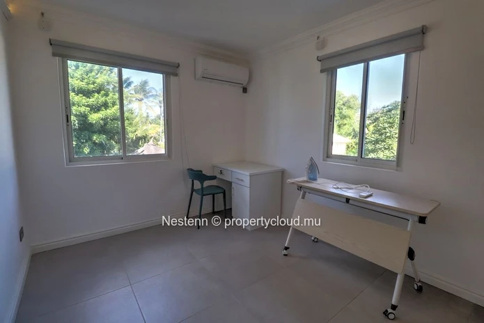 Appartement de 3 chambres récemment rénové à louer à Pointe aux Canonniers