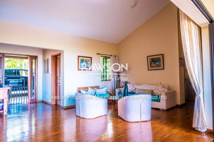 Villa In a well known Gated Estate of the North
