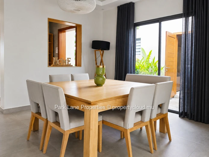 Exceptional Luxury Villa – Elegance, Sophistication & Refined Living