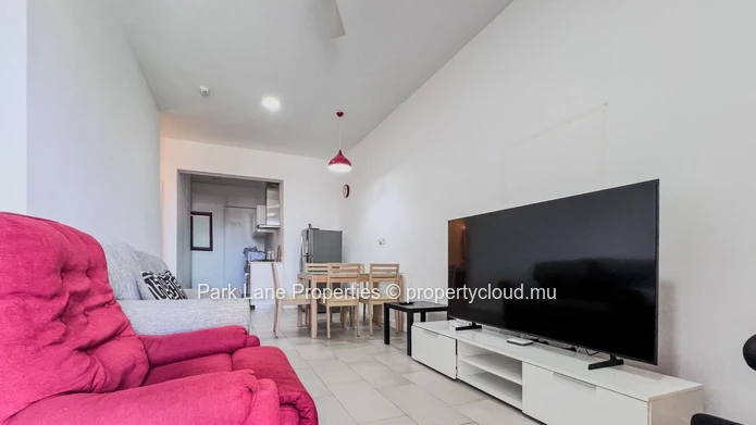 Appartement moderne de 2 chambres avec parking, idéalement situé près de CyberCity