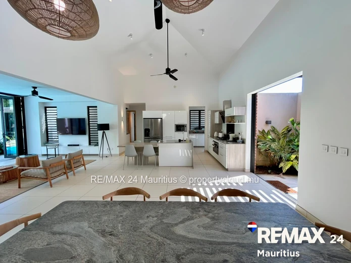4 Bedroom Villa At Old Mill Pereybere
