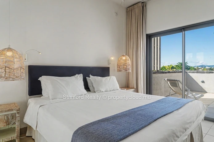 Penthouse for Rent - 2 Bedrooms, Beachfront, Trou aux Biches, North