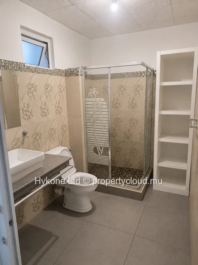 Single-Story House For Sale In Cap Malheureux