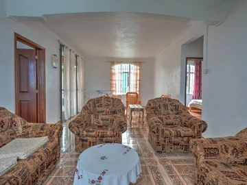 7 Bedroom House