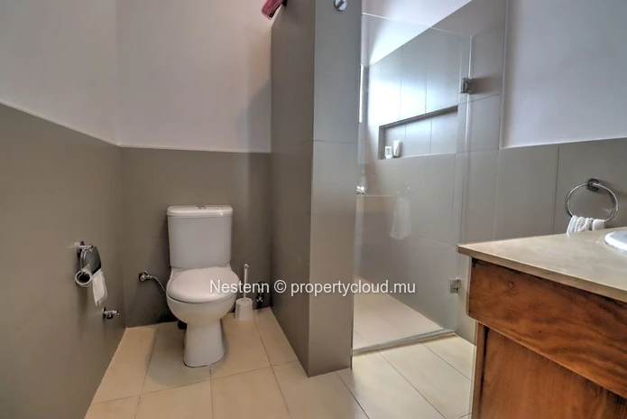 Elegant fully furnished 3-bedroom apartment with stunning views 