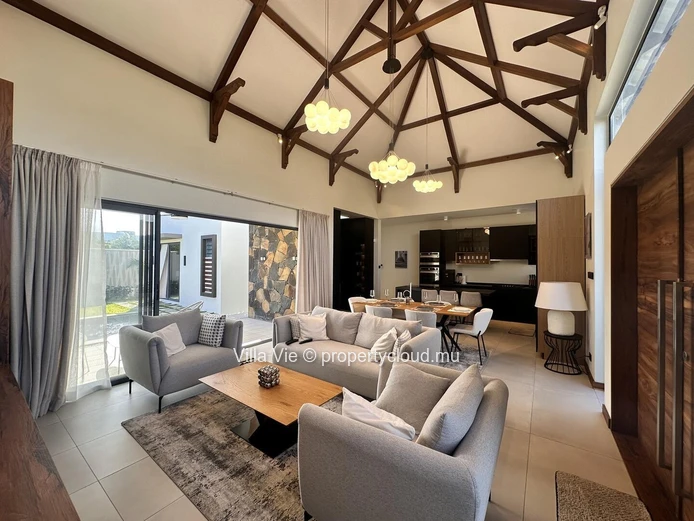 Grand Baie – Modern Family Villa with 2 to 4 Bedrooms and Private Pool