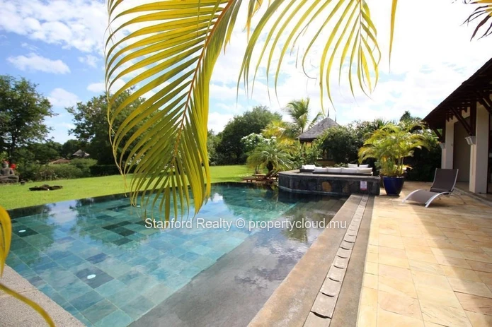 Luxury Golf Estate Villa for Sale - 4 Bedrooms, Tamarin, West Mauritius