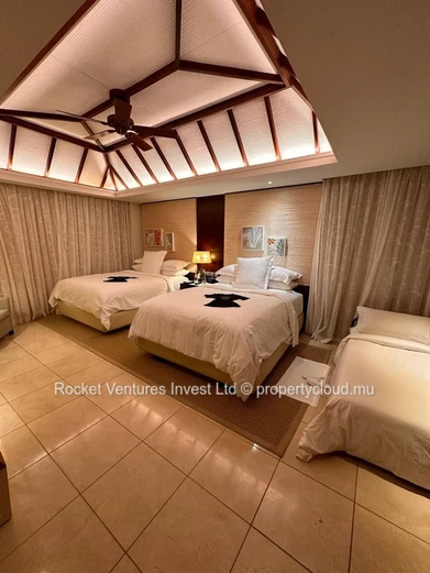 Villa 2 chambres sous la direction de l’hôtel Four Seasons. Est. Anahita. Établissement super luxe.
