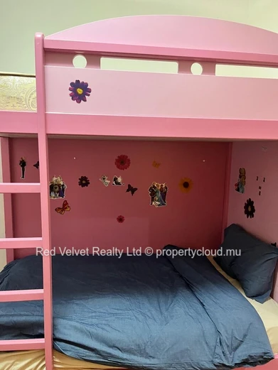 Appartement au rez-de-chaussée à vendre à Floréal | 2 chambres | Véranda spacieuse