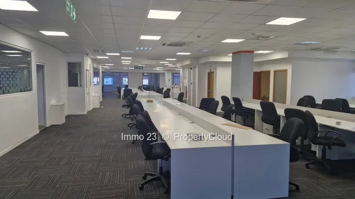 Office - 1500m2 - Eb00e8ne - Ref. BU89952LO