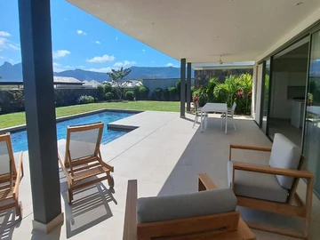 4 Bedroom Villa